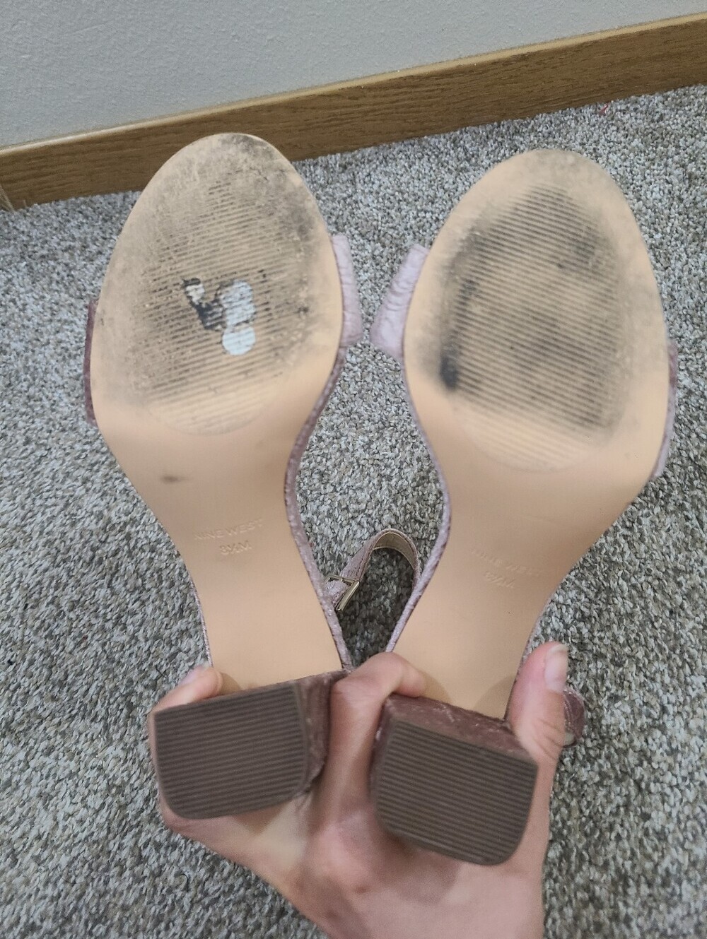 Nine West Abrah Dusty Pink Velvet Embossed Chunky Heel Sandals Wedding - Picture 5 of 5